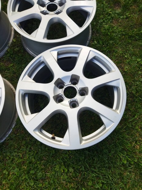 Szp llapot 17 colos gyri Audi alufelni 5x112 7x17 et37