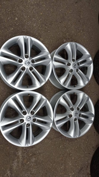 Szp llapot 17 colos hasznlt 5x114,3 lyukoszts Gyri Nissan/Renau