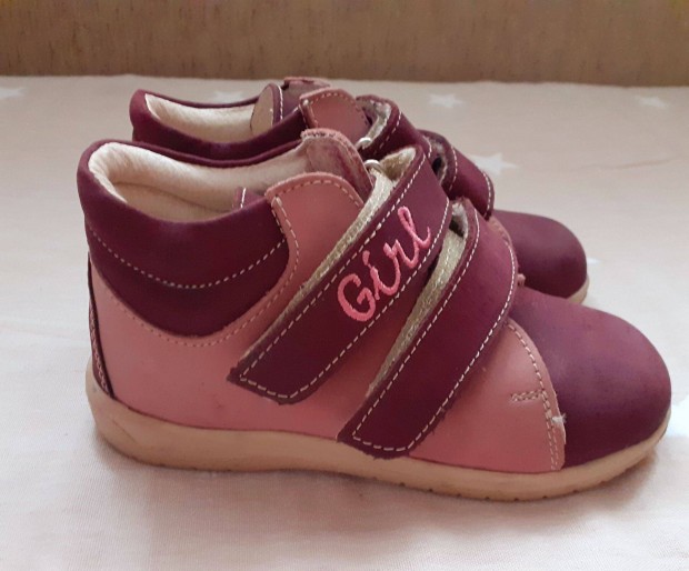 Szp llapot 26-os kislny cip Bth:16 cm