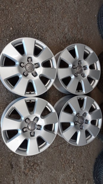 Sz�p �llapot� 5x130 lyukoszt�s� haszn�lt 18 colos Gy�ri Audi alu felni