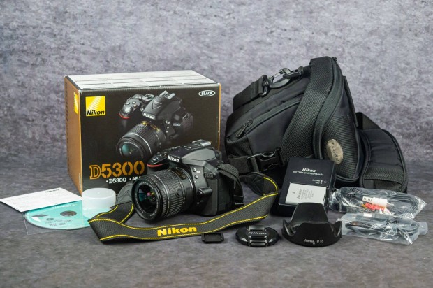 Szp llapot Nikon D5300 + Nikon AF-P DX 18-55mm VR objektv + Manton
