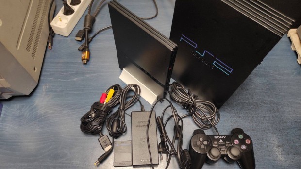 Szép állapotú Sony Playstation 2 FAT és Slim konzol egyben eladó