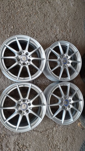 Szp llapot hasznlt 5x112 lyukoszts 17 colos Gyri Mercedes alu