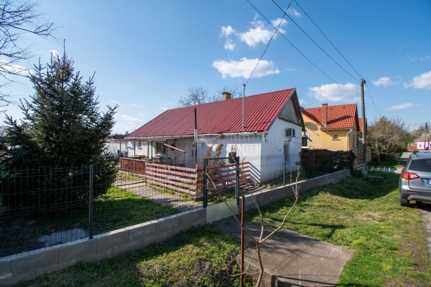 Szép kis ház eladó Kaba