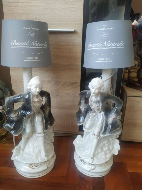 Szép porcelán lámpa eladó!Porcelán, barokk figurális lámpa eladó!