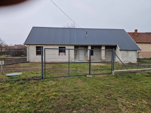 Szerencsen Csal�di H�z