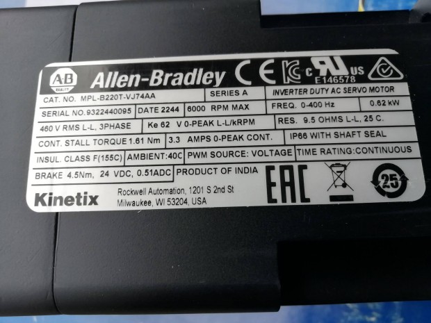 Szerv motor Allen Bradley MPL-B220T-VJ74AA