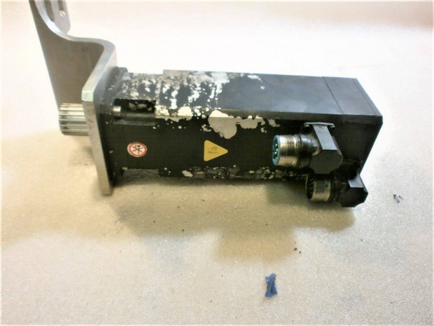 Szervomotor servo motor ( 3660)