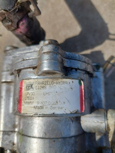 Szerv�szivatty� VW LT 2.8