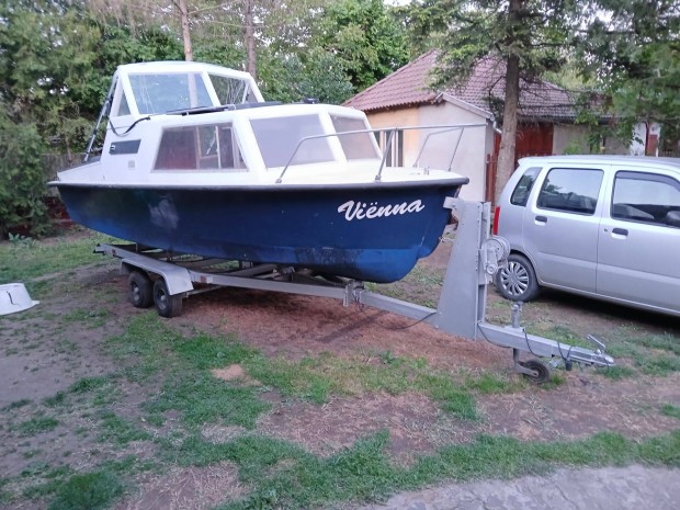 Szezon el�tti akci�!Kabinos t�ra,horg�sz haj�, magas felszerelts�ggel