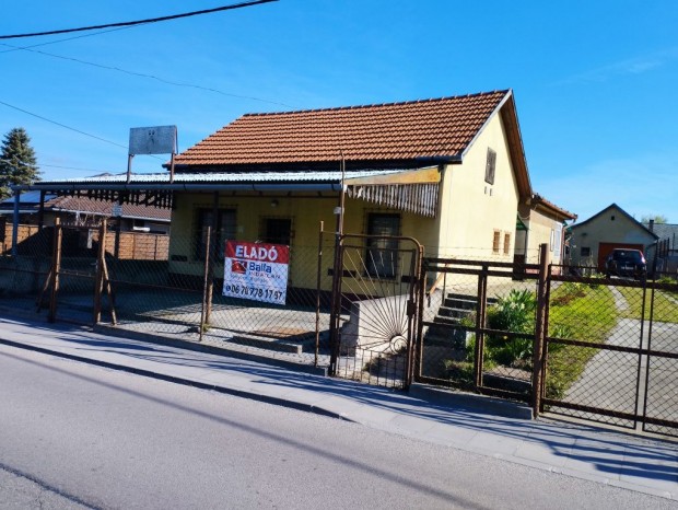 Szigetszentmiklós, Őz utca, 90 m2-es, családi ház, 3 szobás
