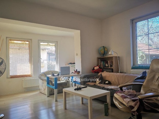 Szigetszentmikl�si elad� 195 nm-es h�z