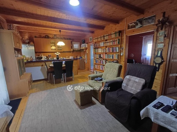 Szigetszentmikl�si elad� 207 nm-es h�z