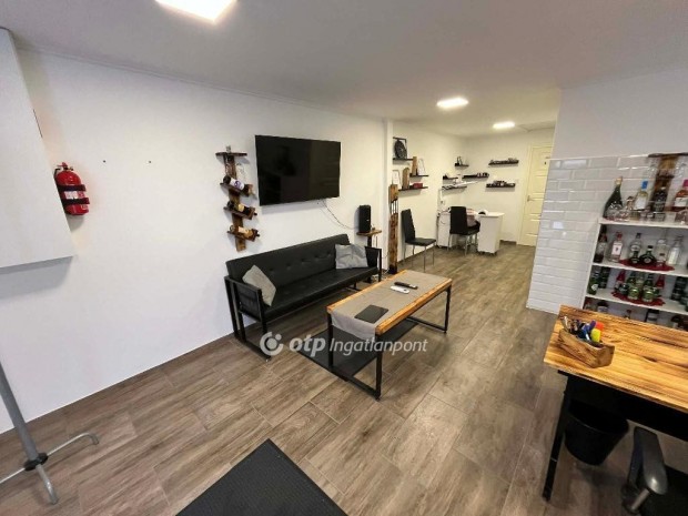 Szigetszentmikl�si elad� 266 nm-es h�z