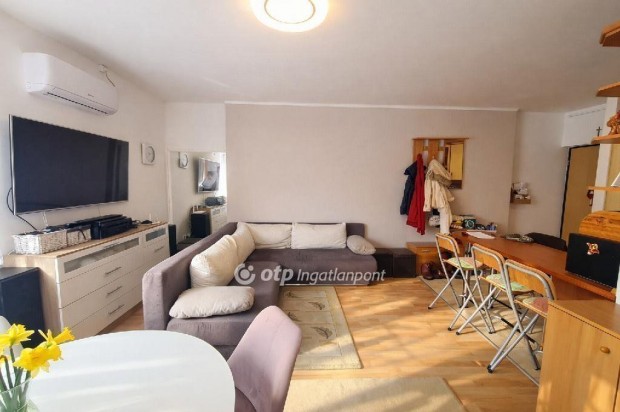 Szigetszentmikl�si elad� 43 nm-es lak�s