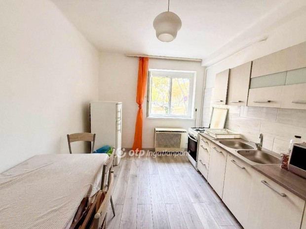 Szigetszentmikl�si elad� 62 nm-es lak�s