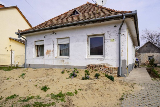 Szigetszentmikl�son 100nm-es cs.h�z