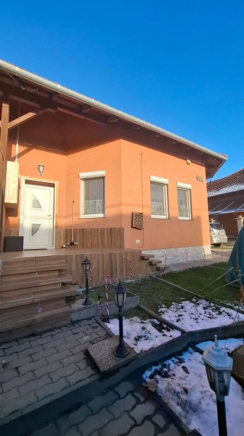 Szigetszentmikl�son 115nm-es cs.h�z