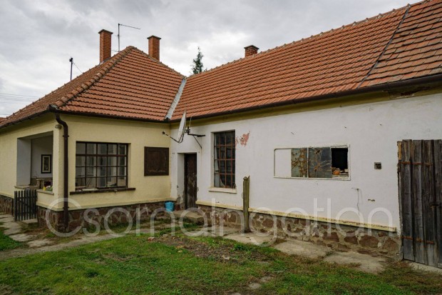 Szil - 2 szob�s csal�di h�z elad�