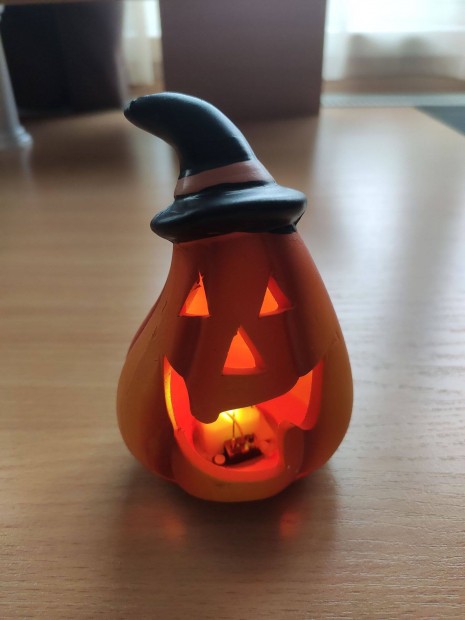Színjátszós Halloween tök lámpás