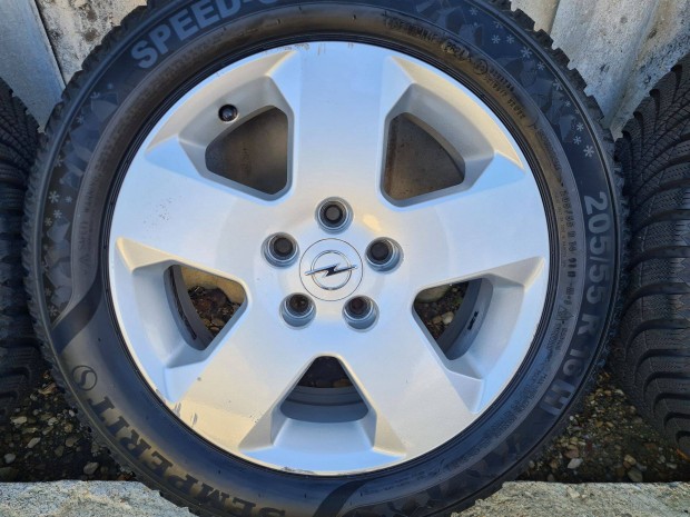Szinte j 205/55 R16 tligumi Opel alufelnivel