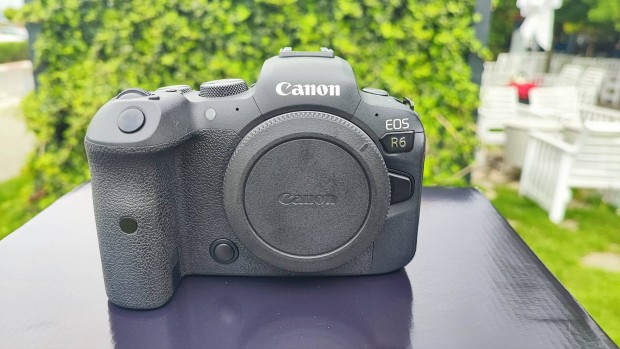 Szinte új Canon EOS R6 , garanciális