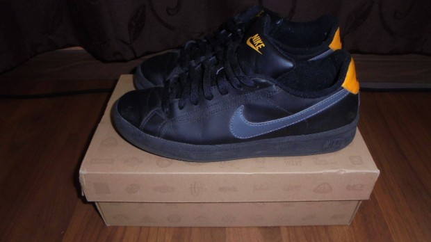 Szinte j Nike Court fekete sportcip cip 38 - 38,5