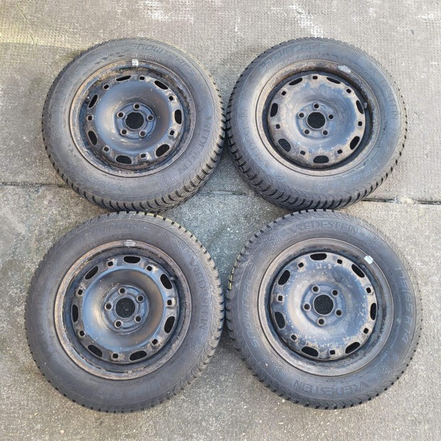 Szinte �j Vredestein Snowtrac 5 175/65 R14 t�li gumi felnivel