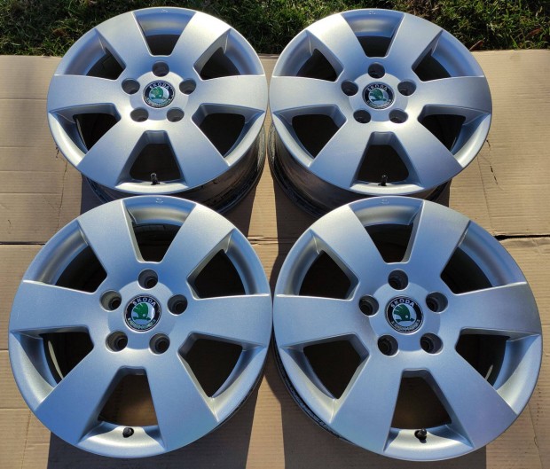 Szinte új gyári 5x112 R15 Skoda ill. VW SEAT AUDI 15" felni alufelni!