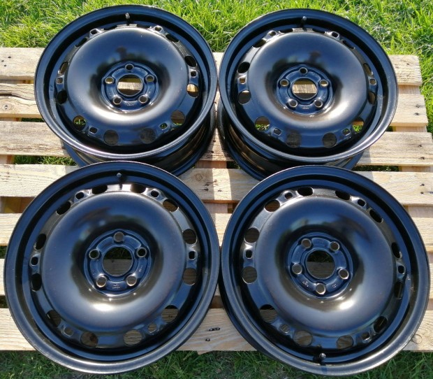Szinte új gyári 5x112 R15 VW SEAT Skoda AUDI 15" felni 2 szett is!