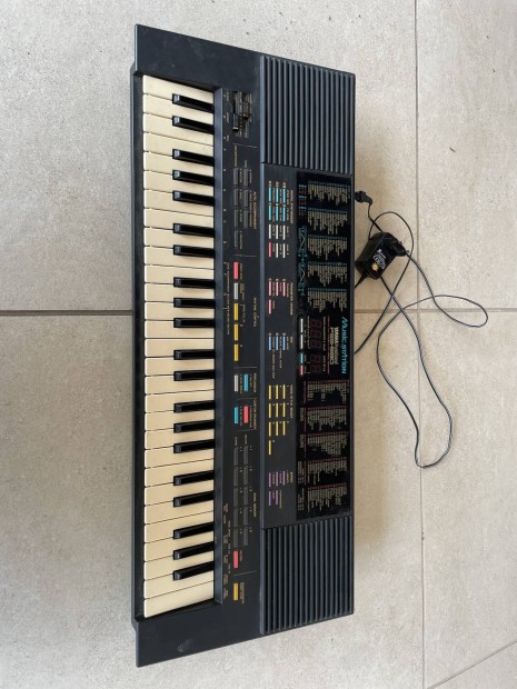 Szintetiztor Yamaha PSS 580