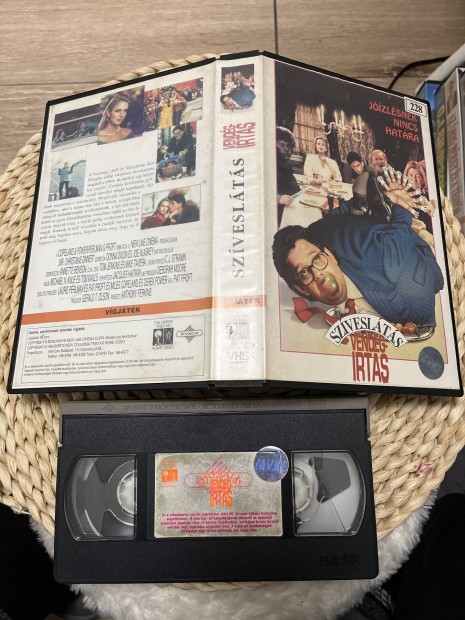 Szveslts vendglts vhs