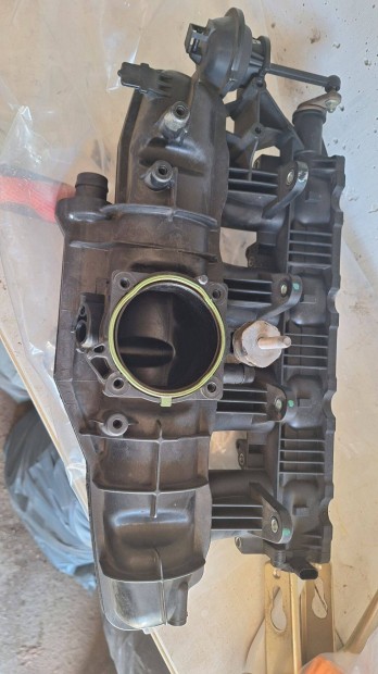 Szivócső modul ( audi a5 tfsi 1.8 )
