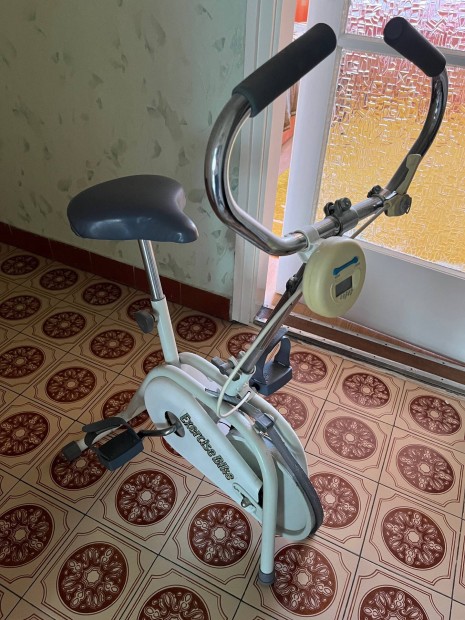 Szobakerékpár jó állapotban