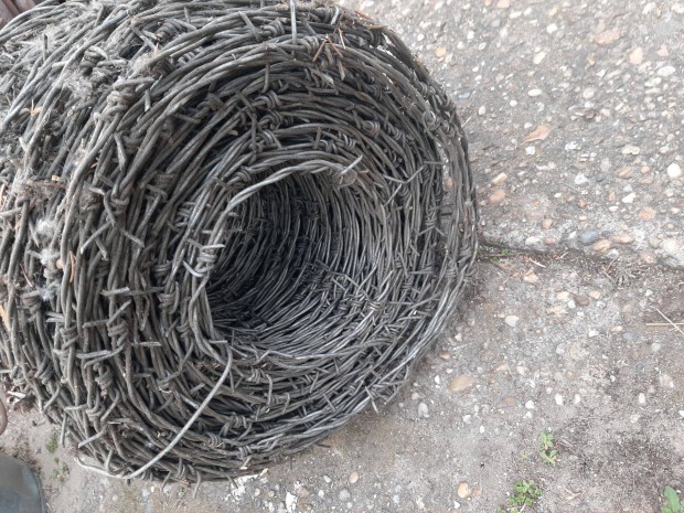 Sz�gesdr�t elad�