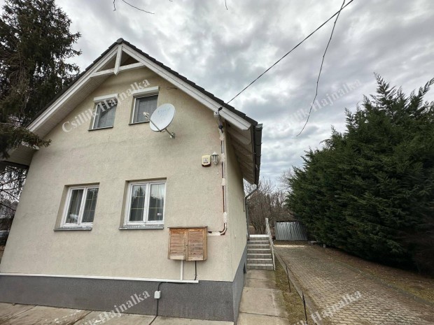 Szolnok Alcsisziget üdülőövezet Bútorozott 72 m2-es ingatlan