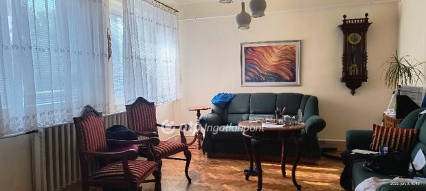 Szolnoki 120 nm-es h�z elad�