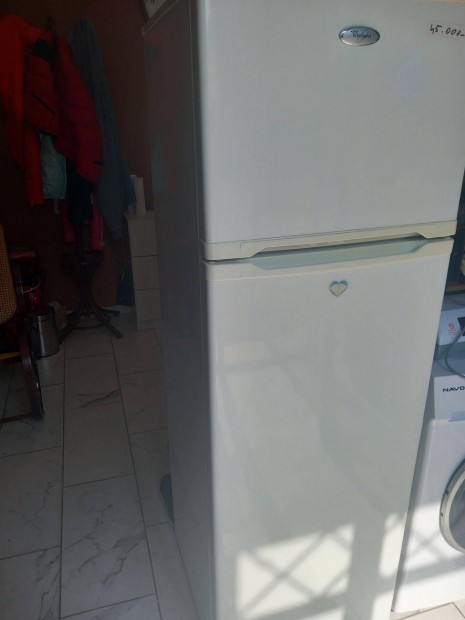 Szolnokon Eladó Kombi Hűtőgép Whirlpool Újszerű Állapotban!