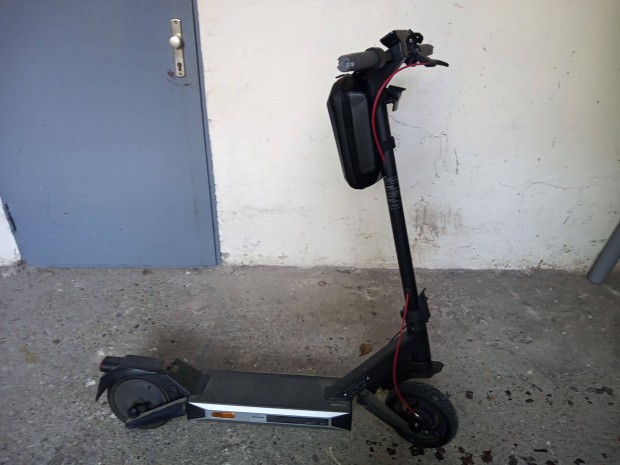 Szombathelyen, j llapot elektromos roller elad
