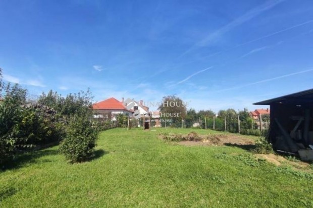 Szombathelyi 168 nm-es h�z elad�