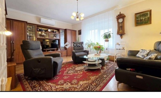 Szombathelyi 200 nm-es h�z elad� #5175699