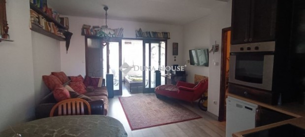 Szombathelyi 51 nm-es lak�s elad�