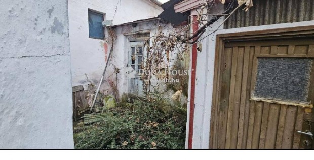 Szombathelyi 80 nm-es h�z elad� #4560910