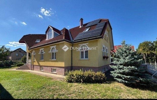 Szombathelyi elad� 199 nm-es h�z #5166863