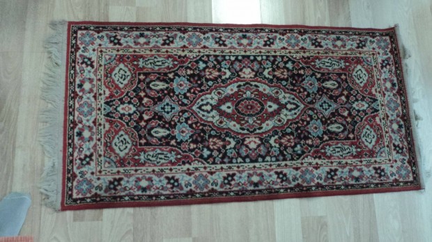 Szőnyeg (Perzsa jellegű) 130 cm x 65 cm