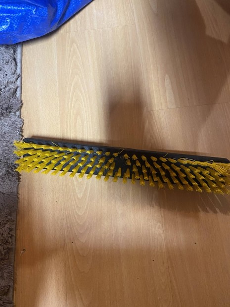 Szőnyeg tisztító fej nyél nélkűl! Olcsón