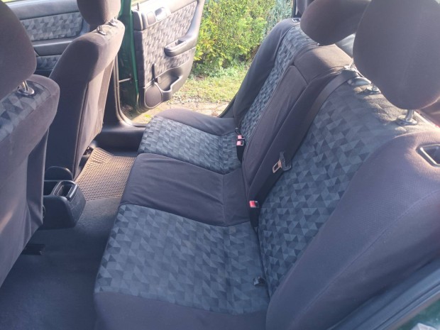 Szvet hts ls garnitra Opel Astra G Caravan ingyen tvehet