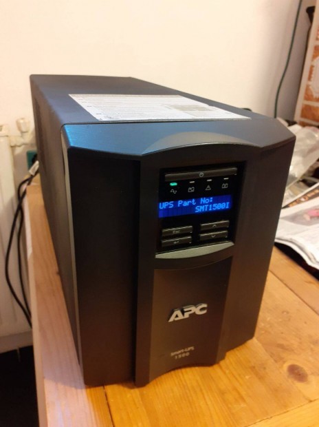 Sznetmentes tp, Valdi szinusz, inverter, APC Smart UPS