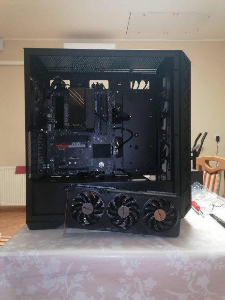 Szuper Gamer PC Rx7600 XT+Ryzen 5 7600X