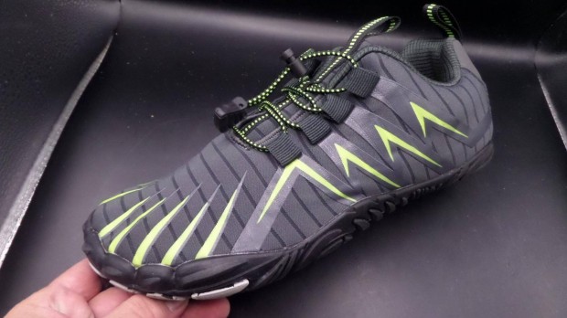 Szuper rugalmas női 38 BTH: 24 cm mezítlábas cipő / vízicipő